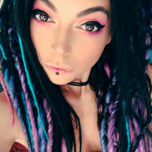 ๐Meet your Posher, Toxi (Jamie) ๐ - Picture 2 of 5